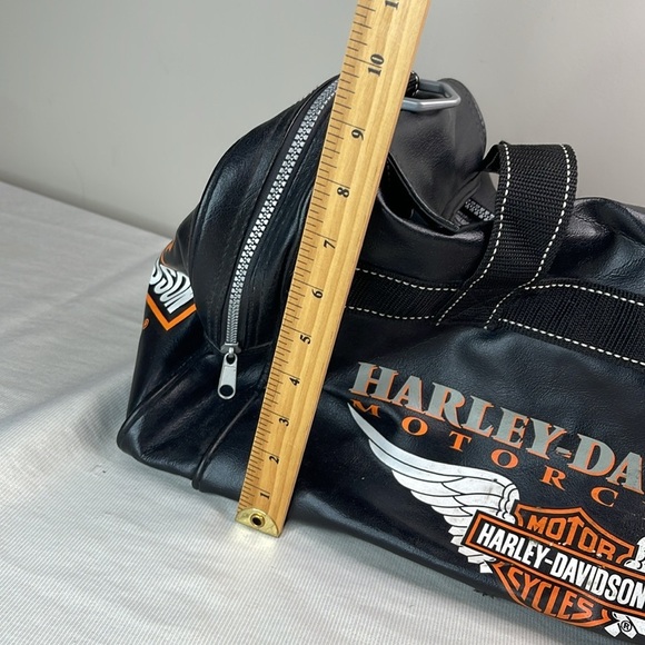 Harley-Davidson Black and Orange Duffel Bag with Iconic Logo Vegan Leather Zip - Picture 14 of 16
